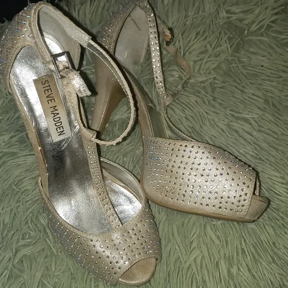 Steve Madden heels - Picture 2 of 2